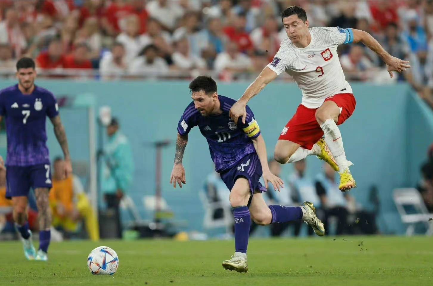 保加利亚客场惜败捷克，暂时排名小组倒数第一的简单介绍